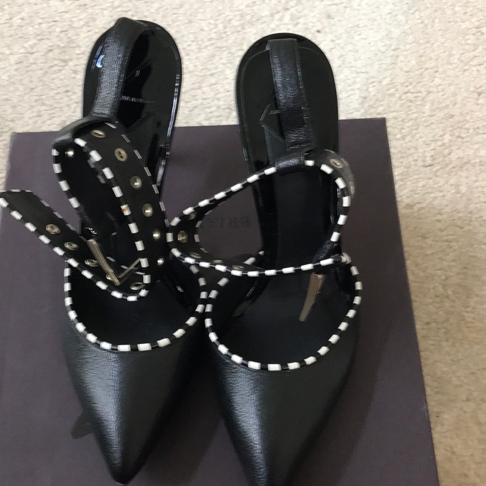 Ankle wrap pumps